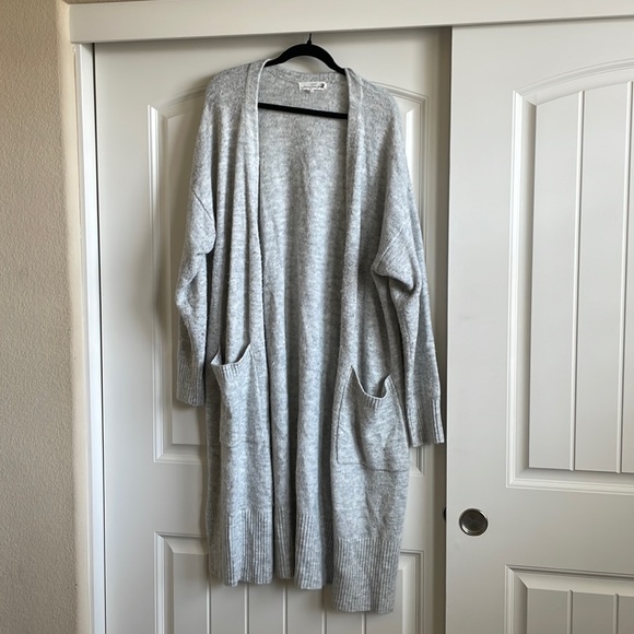 H&M Sweaters - Longline duster cardigan